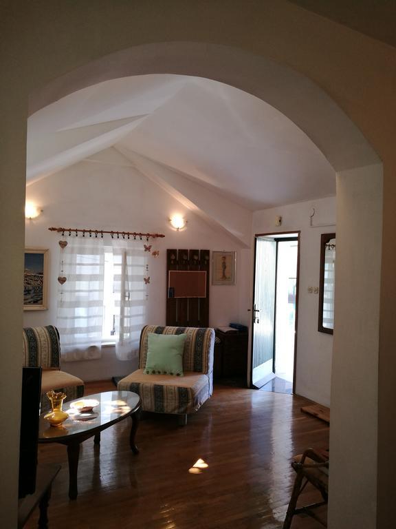 Apartments Kuća Mala Split Bagian luar foto