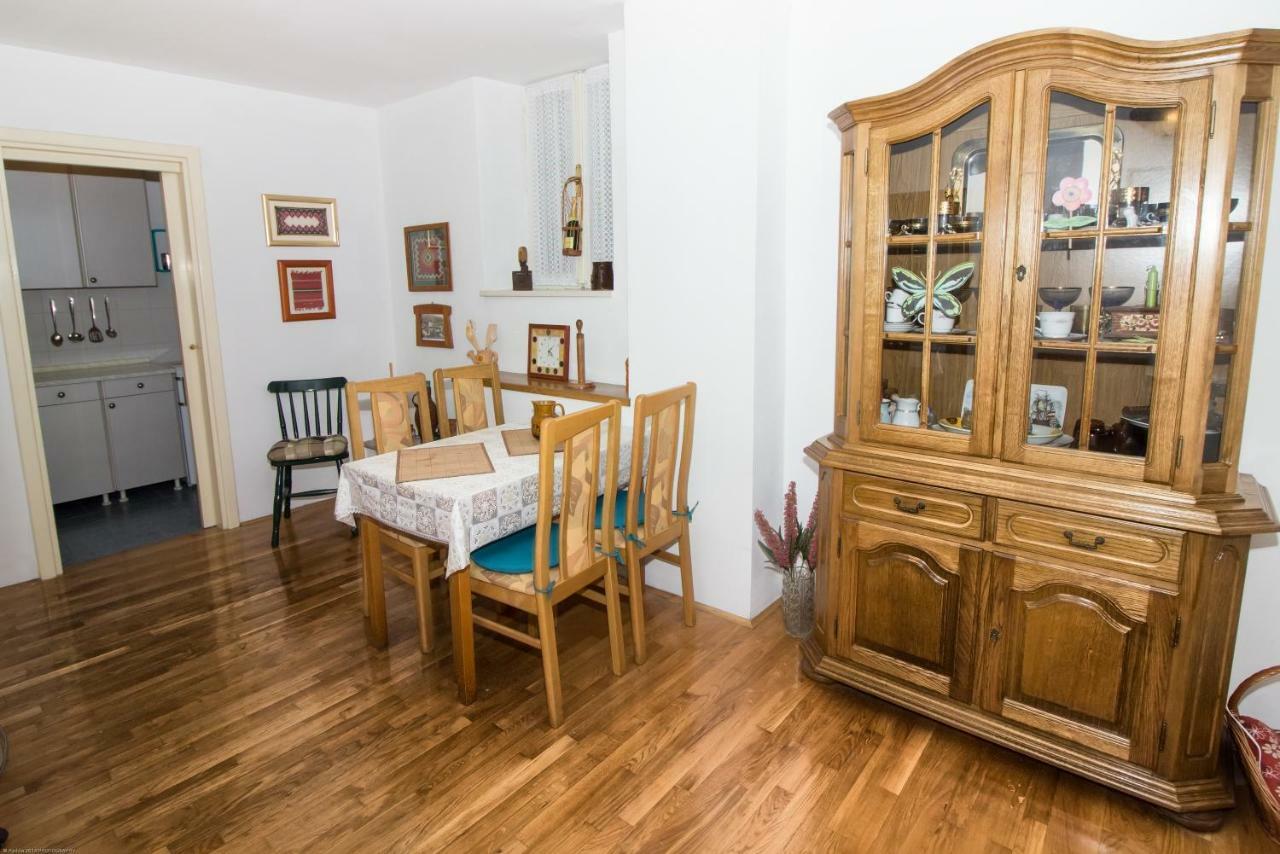 Apartments Kuća Mala Split Bagian luar foto