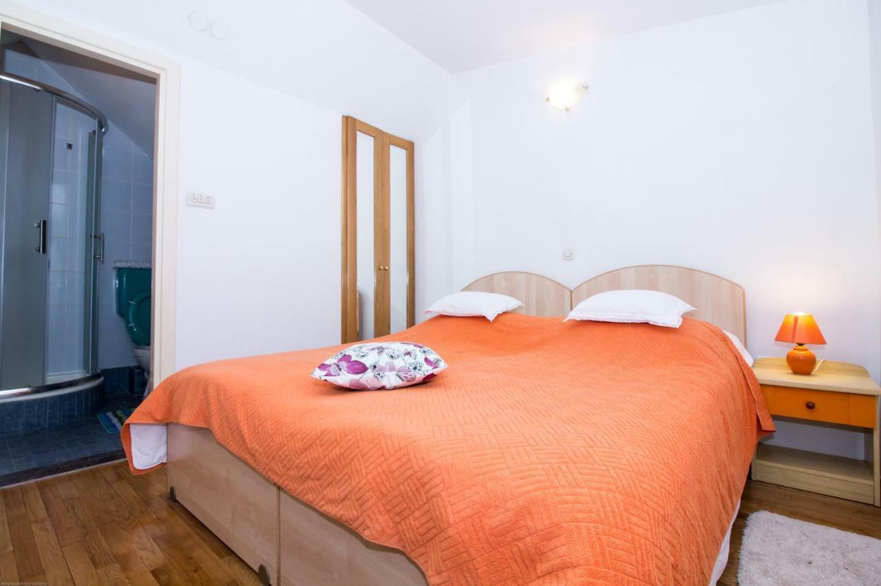 Apartments Kuća Mala Split Bagian luar foto