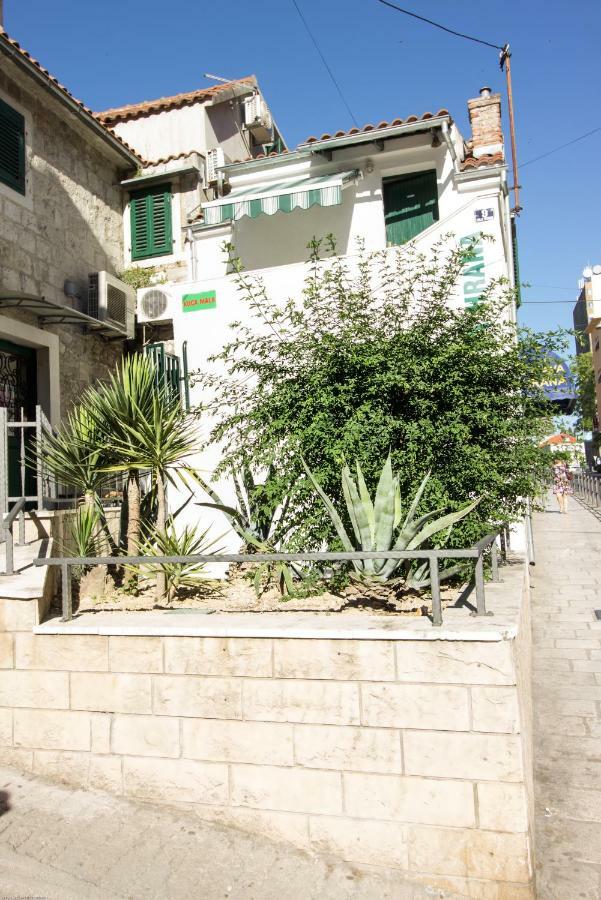 Apartments Kuća Mala Split Bagian luar foto